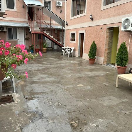 Styopa Hotel Erevan Exterior foto