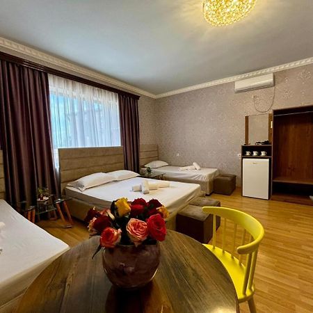 Styopa Hotel Erevan Exterior foto