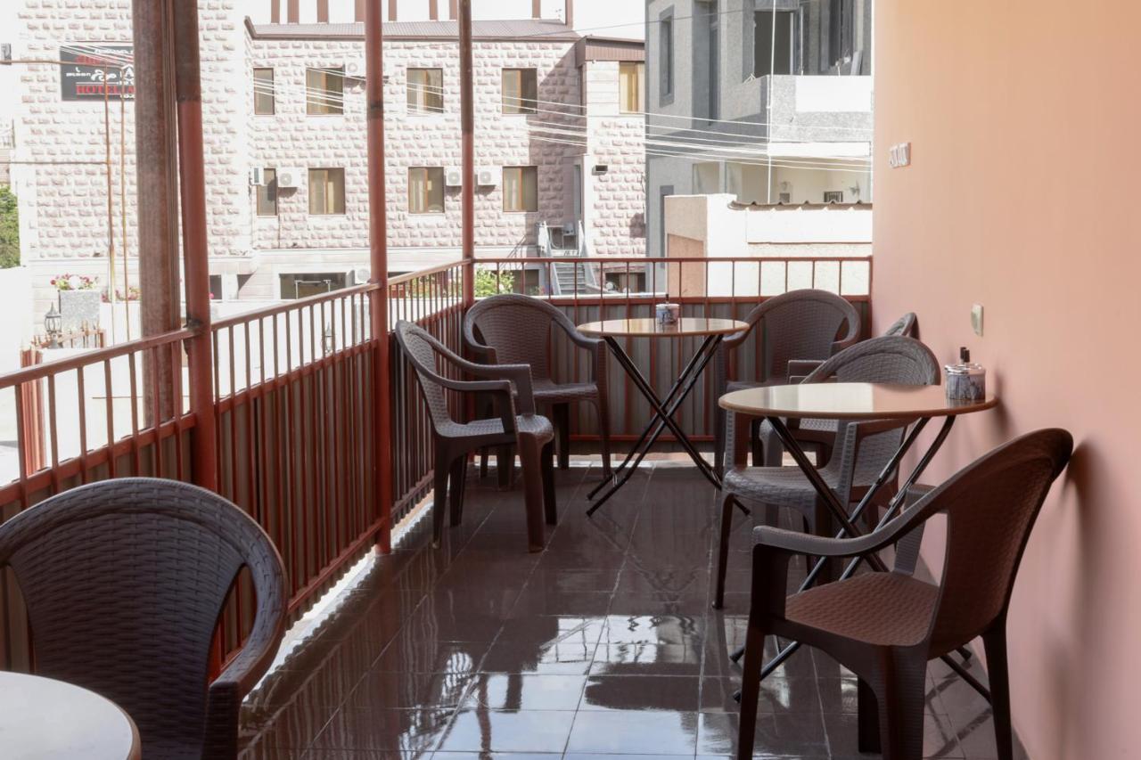 Styopa Hotel Erevan Exterior foto