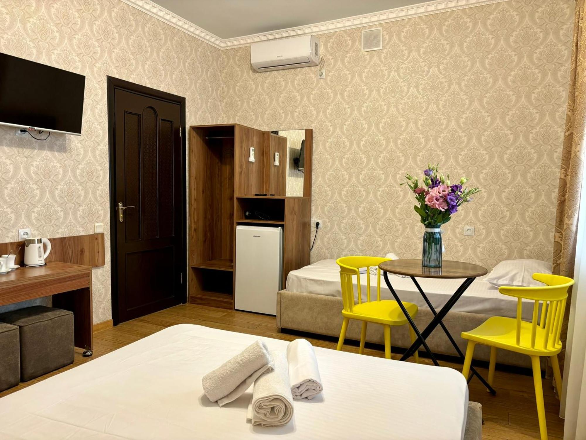 Styopa Hotel Erevan Exterior foto