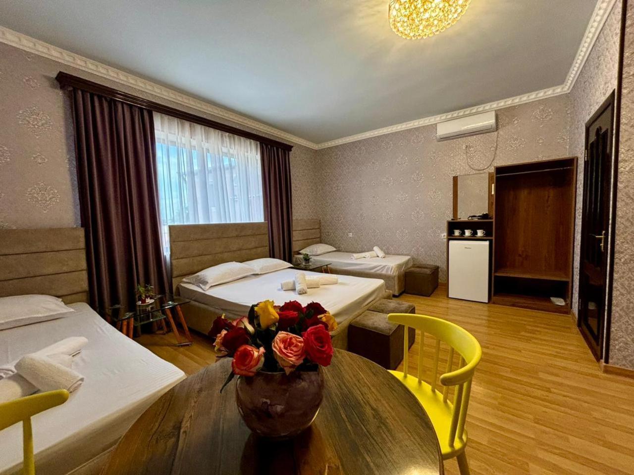 Styopa Hotel Erevan Exterior foto