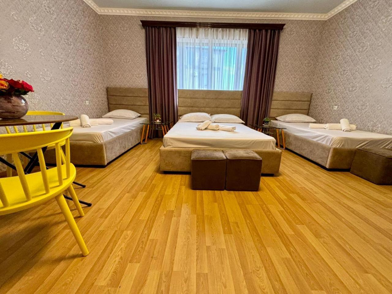 Styopa Hotel Erevan Exterior foto