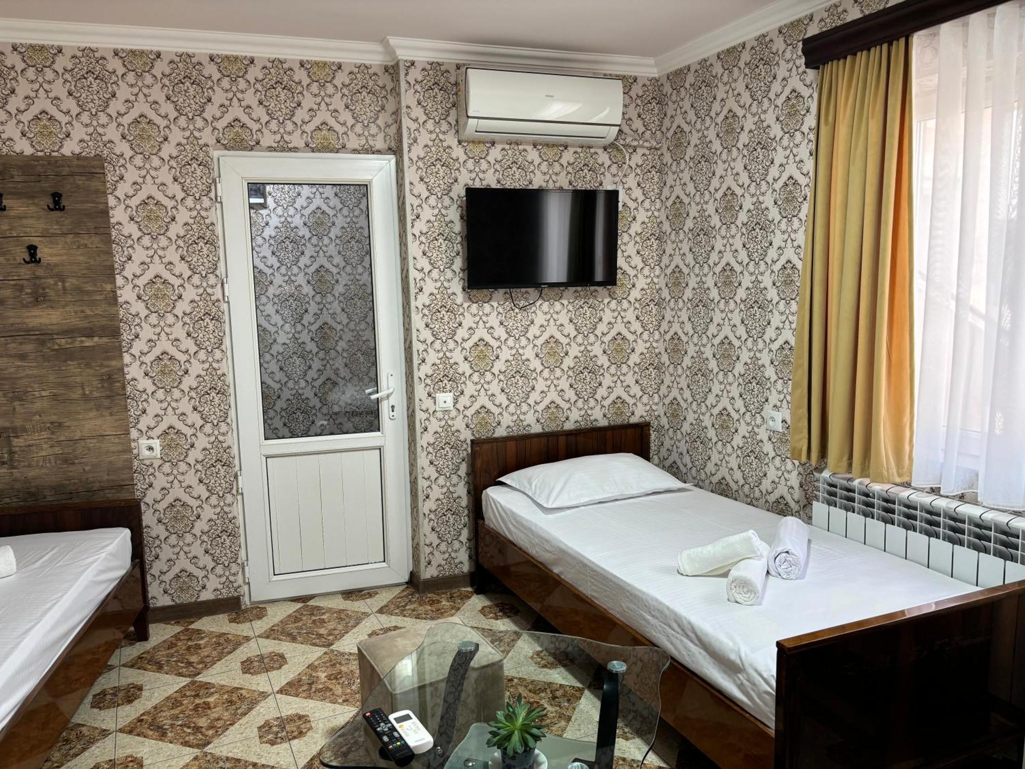 Styopa Hotel Erevan Exterior foto